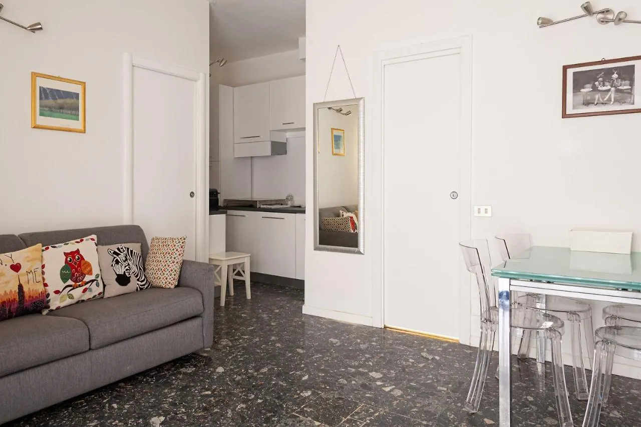 Апартаменты Bnbutler - Vigevano, 13 - A Due Passi Dalla Darsena Милан